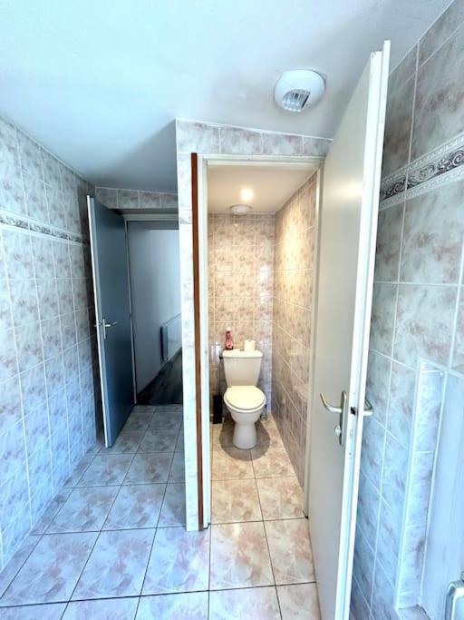 Charmant Studio De 50 M2 쇼몽 외부 사진